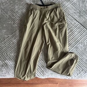 Lululemon Men's Jogger Pants